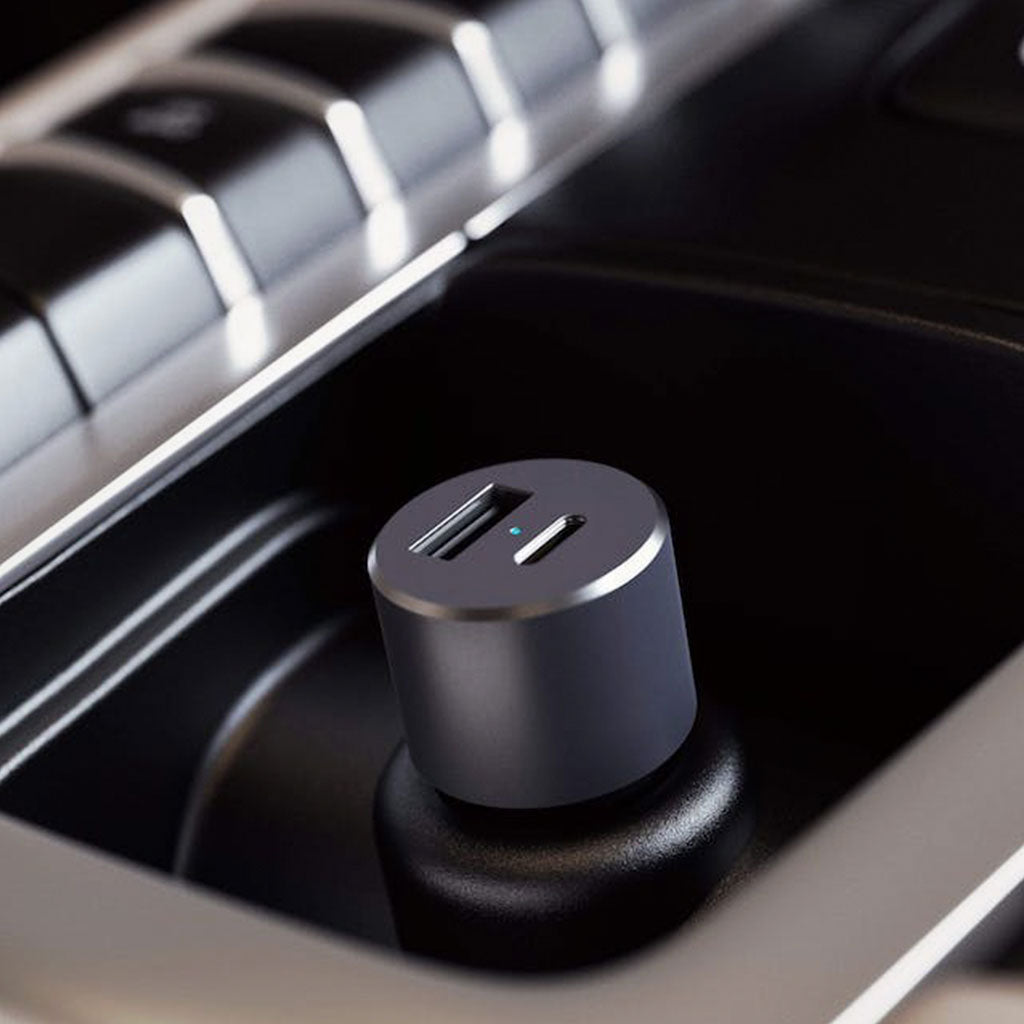 Adaptador de carga para auto de 72W USB-C y USB-A - Satechi